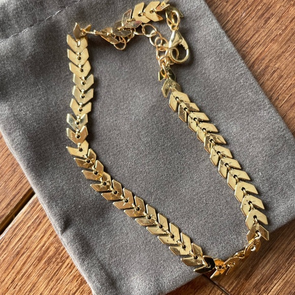 Chevron bracket/anklet - Picture 4 of 5